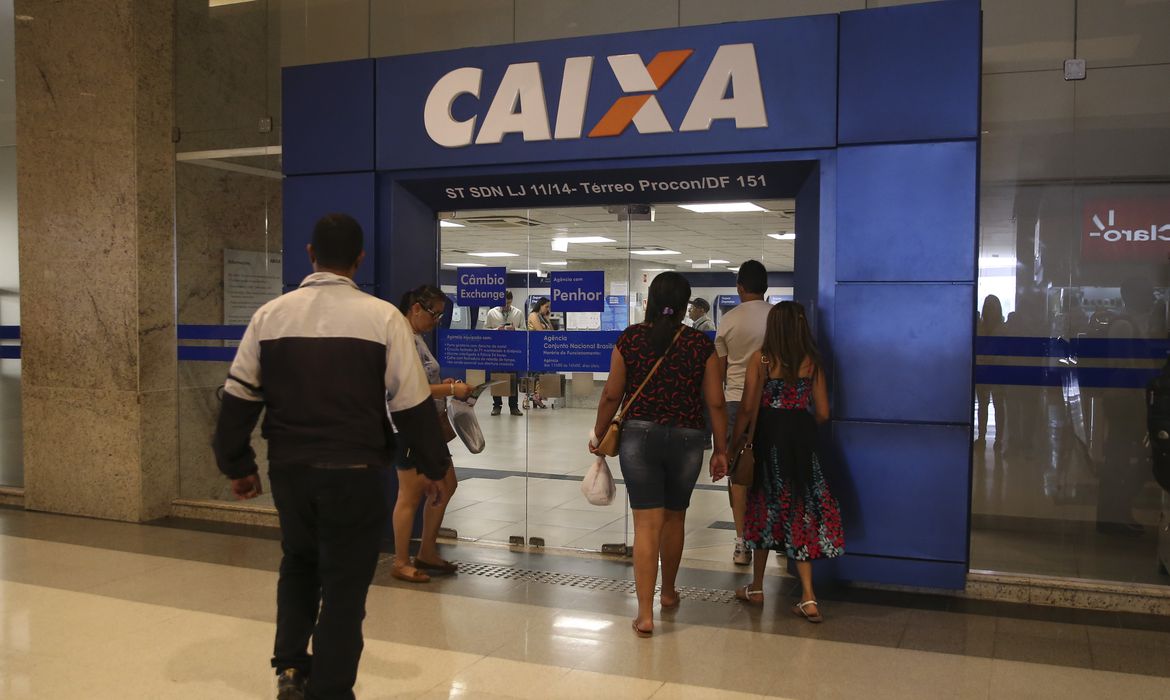 Caixa vai liberar saque do FGTS a atingidos por ciclone no RS