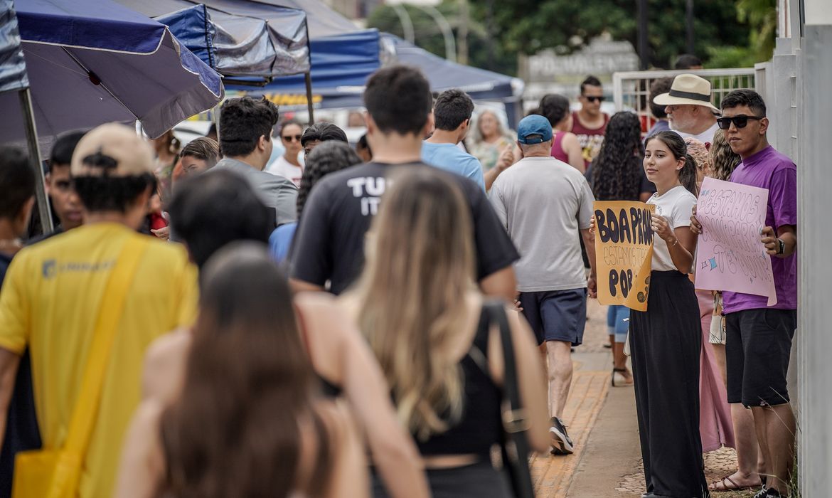 IBGE oferece 895 vagas no Concurso Público Nacional Unificado