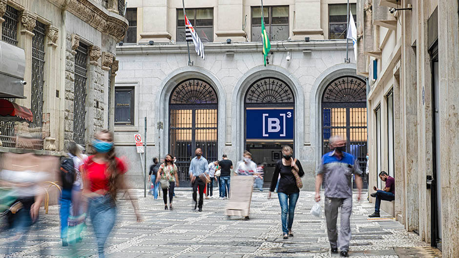 Bolsa de valores fecha mais cedo a partir de 11/3 com início do horário de verão nos EUA