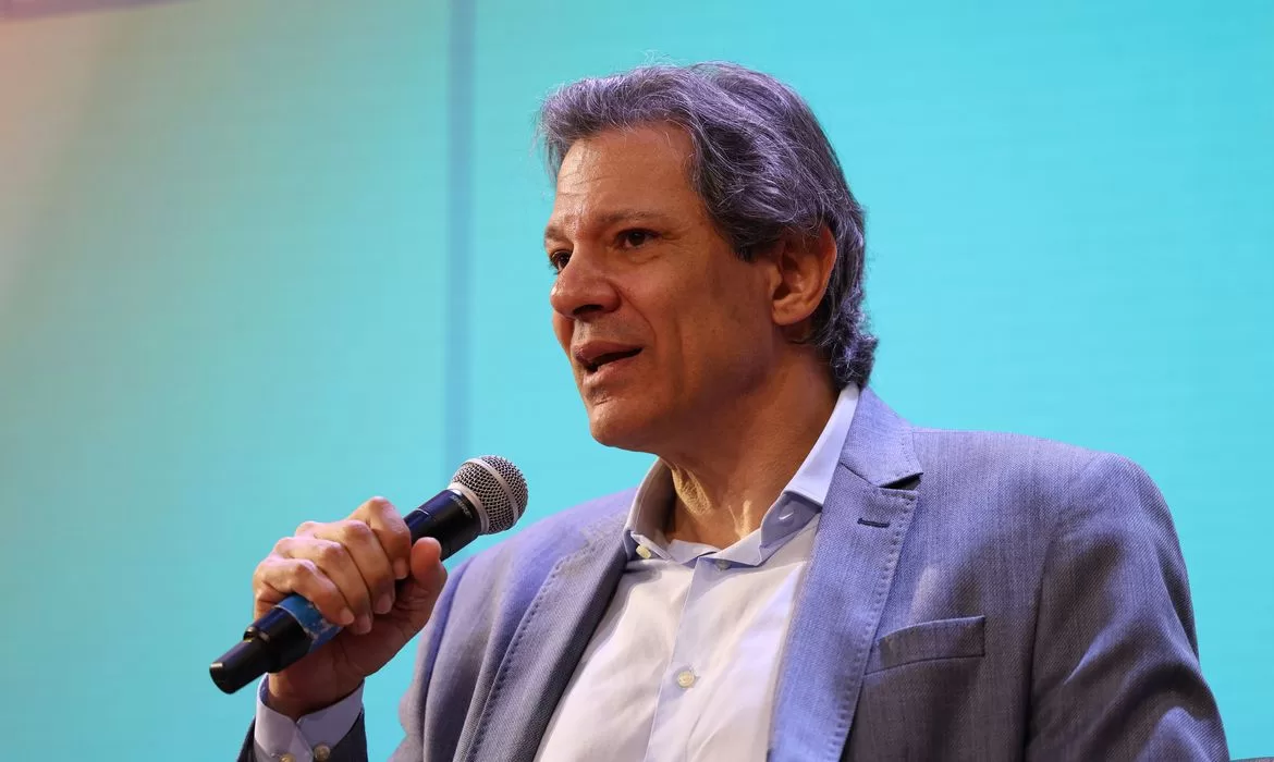 Haddad atribui a má avaliação da economia à desinformação