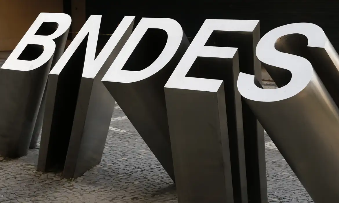 BNDES aumenta aprovações de crédito em 83% no 1º semestre